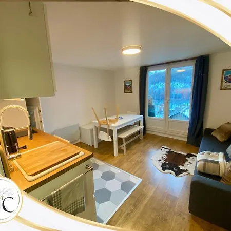 Comfortable Duplex With View