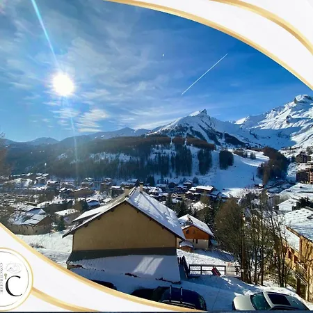 Comfortable Duplex With View * Allos