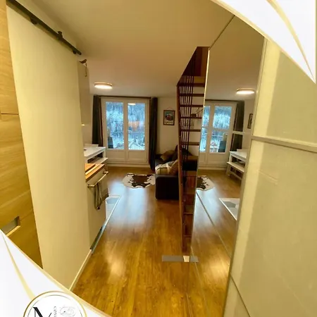 Comfortable Duplex With View Апартаменты *